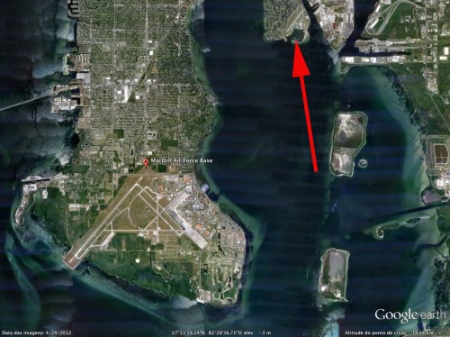 Air Force Base Google Maps mostra o local onde o C-17 deveria ter pousado