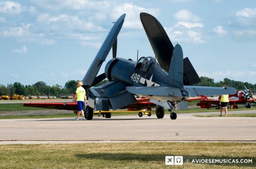 O tamanho do Corsair em proporção a uma pessoa