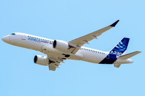 Dados divulgados pela fabricante europeia de aeronaves Airbus, revelam que nos próximos 20 anos, a região da América Latina necessitará de 2.460 novas aeronaves de passageiros e de carga. Mais da metade ajudará a atender à crescente demanda, enquanto que 44% servirá para a substituição de aeronaves mais antigas e menos eficientes em termos de combustível, melhorando a eficiência de CO2 das frotas operadas na região.