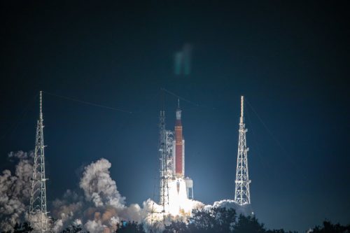 Nasa lança Artemis I para exploração lunar
